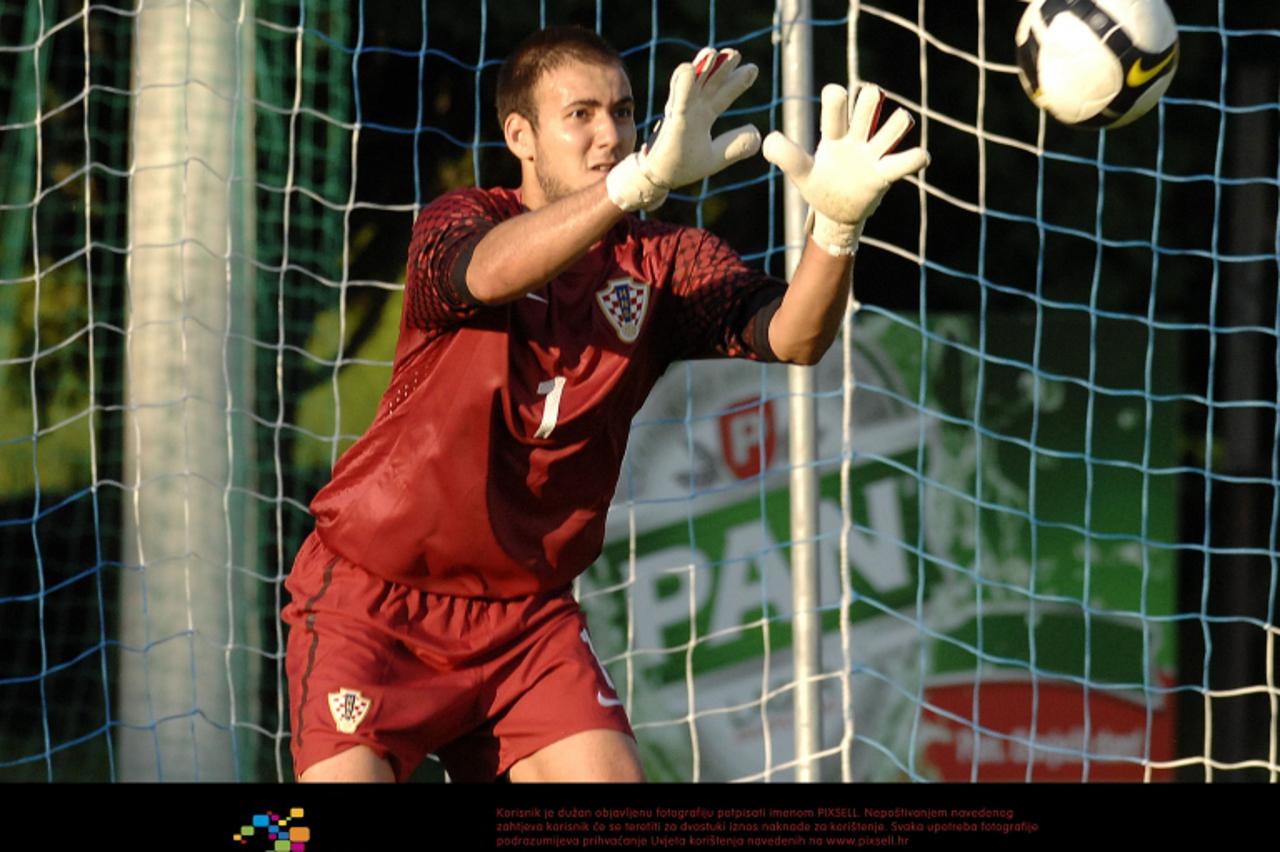 \'10.08.2010., stadion NK Podravina, Ludbreg - Prijateljska nogometna utakmica izmedju Hrvatske (U20) i Bjelorusije (U20) povodom otvorenja novog stadiona NK Podravina. Matej Delac.  Photo: Vjeran Zga