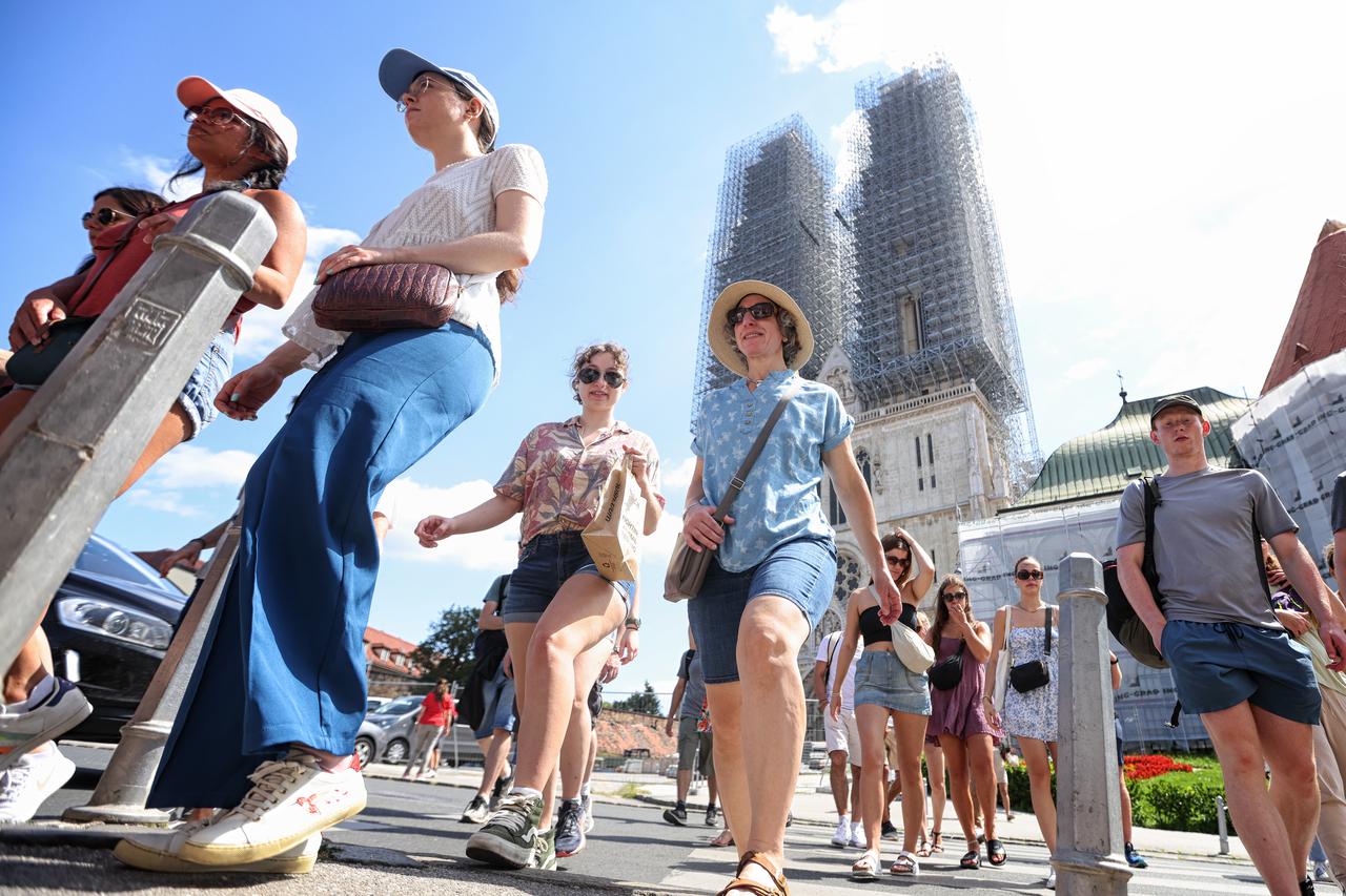 Reportaža o turističkoj sezoni u Zagrebu