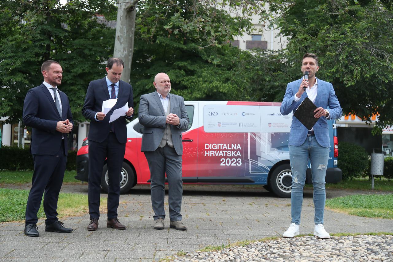U Velikoj Gorici održan projekt "Digitalna Hrvatska"