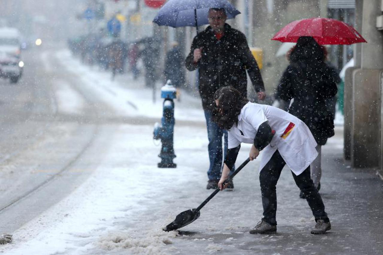 snijeg Zagreb