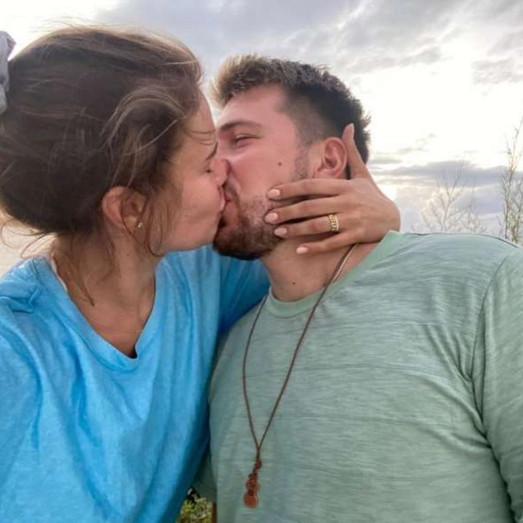 Par je navodno planirao i veliko vjenčanje za ljeto, no umjesto svadbenih zvona, javnost sada svjedoči bolnom prekidu i borbi za djecu.