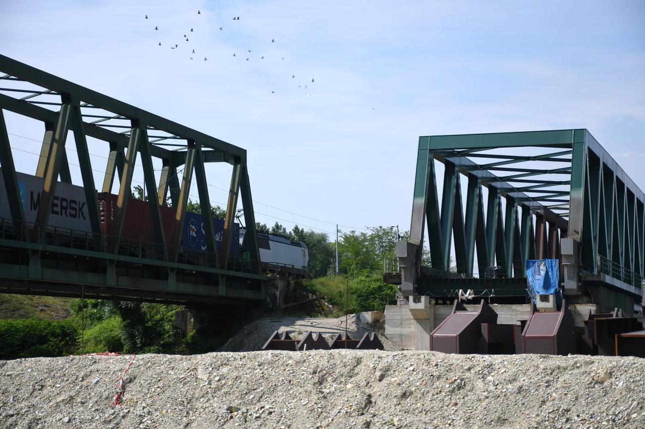 Botovo: Gradnja mosta Drava koji je dio najskupljeg infrastrukturnog projekta u povijesti Hrvatske