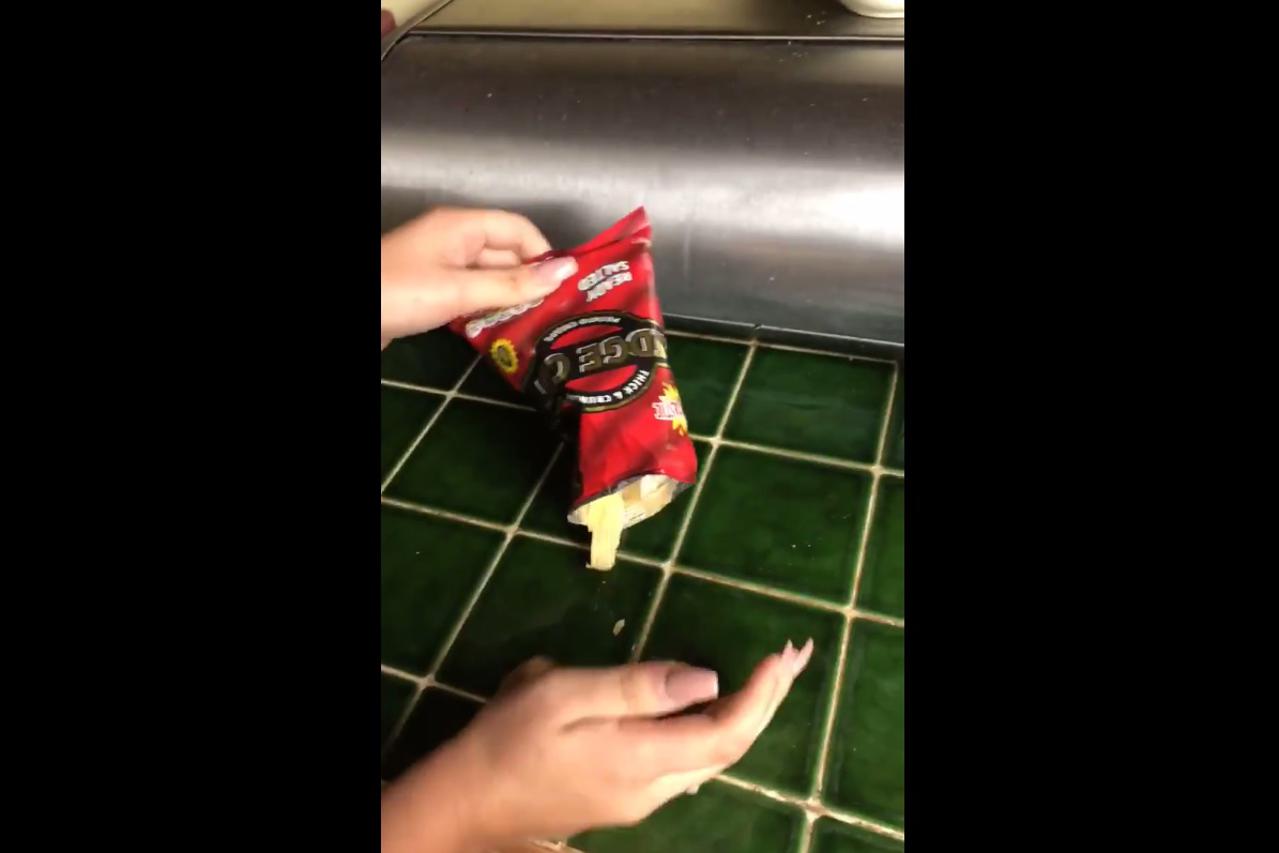 Iz vrećice čipsa ispao krumpir