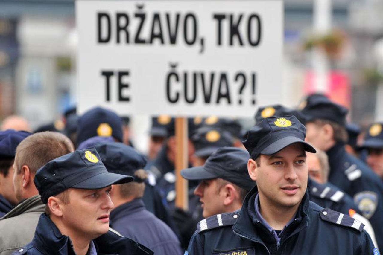 policija