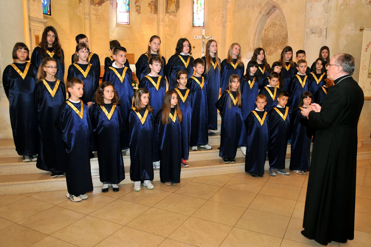 Zbor Katoličke osnovne škole