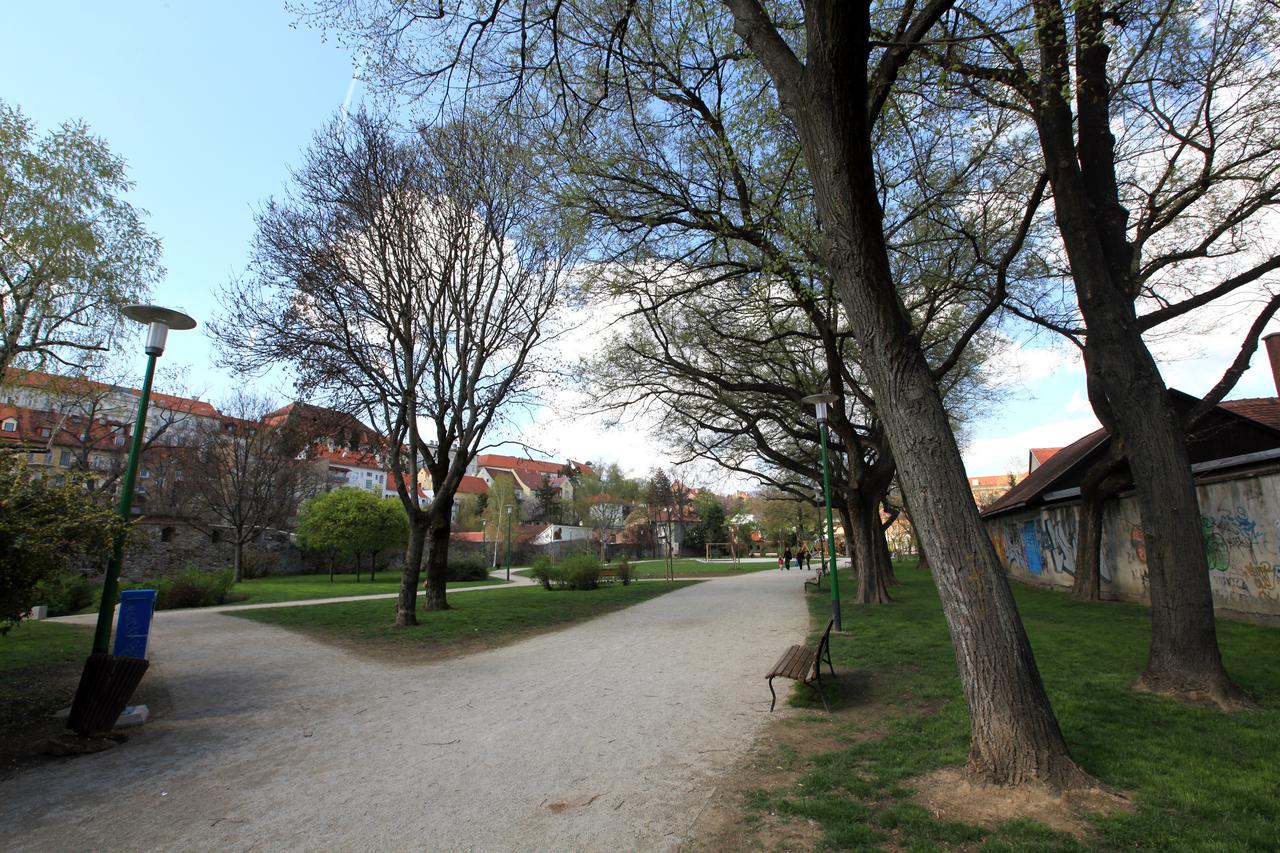 'Parkić kod Opatovine bio je prepun iskorištenih paketića nalik na kondome'