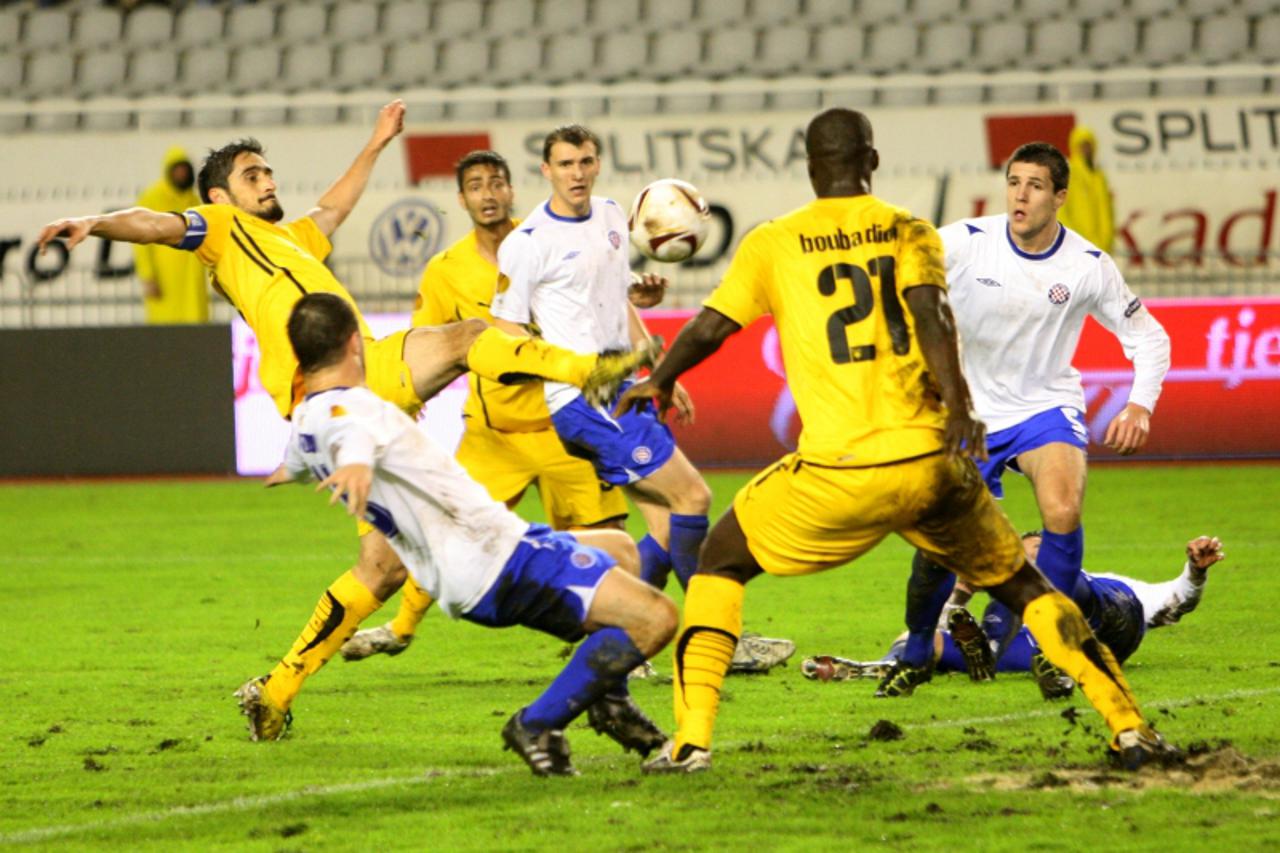 \'01.12.2010., Poljud, Split - Nogometna utakmica 5. kola Europske lige, skupina G, izmedju NK Hajduk i AEK. Nikolaos Liberopoulos prilikom odarca prema golu Hajduka. Photo: Ivo Cagalj/PIXSELL\'