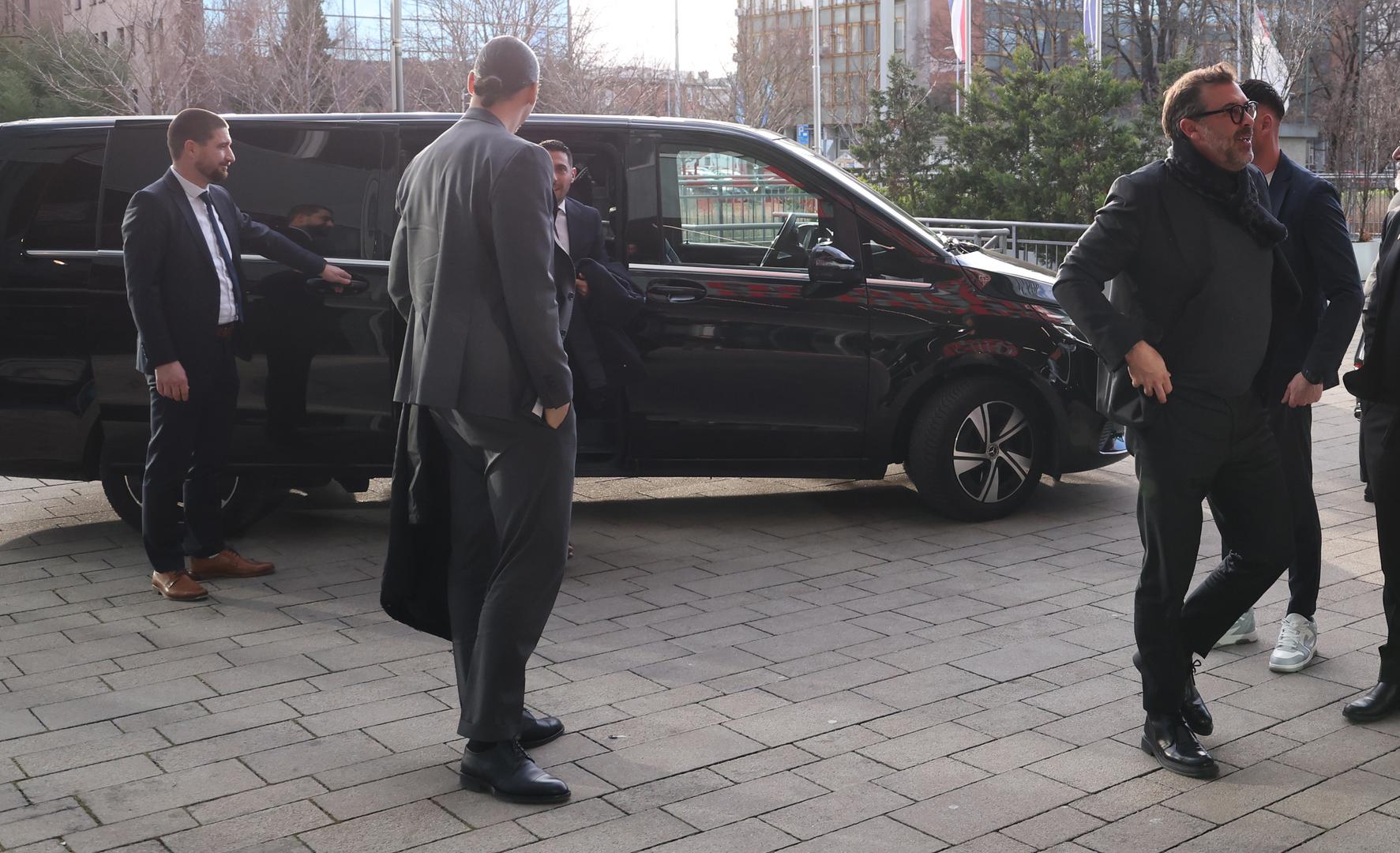 Svečanost je upriličena u hotelu Esplanade u centru grada, a njoj su ispred Dinama nazočili predsjednik Velimir Zajec, sportski direktor Marko Marić, član Uprave Hrvoje Puhalo, član Nadzornog odbora Saša Pavličić-Bekić, te predstojnik ureda predsjednika Sanjin Španović