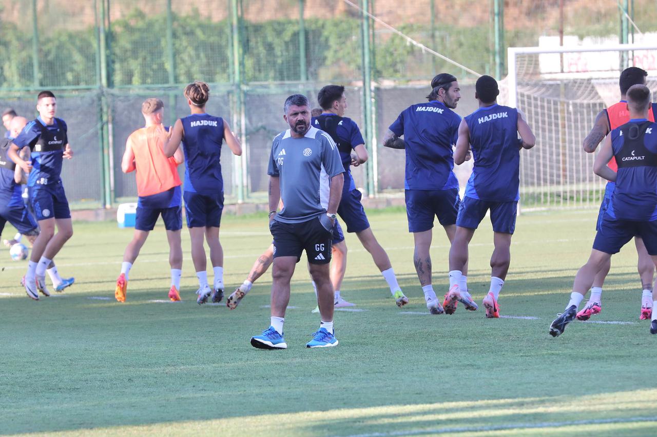 Split: Gattuso održao otvoreni trening Hajduka pred navijačima