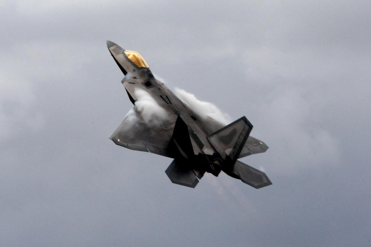 F22 Raptor fighter plane