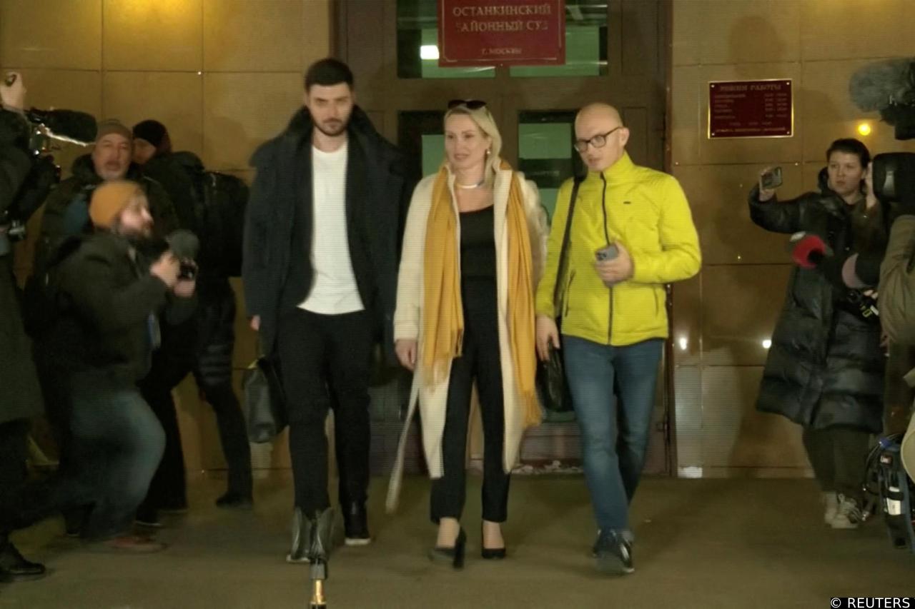 Russian court slaps fine on woman after on-air TV protest