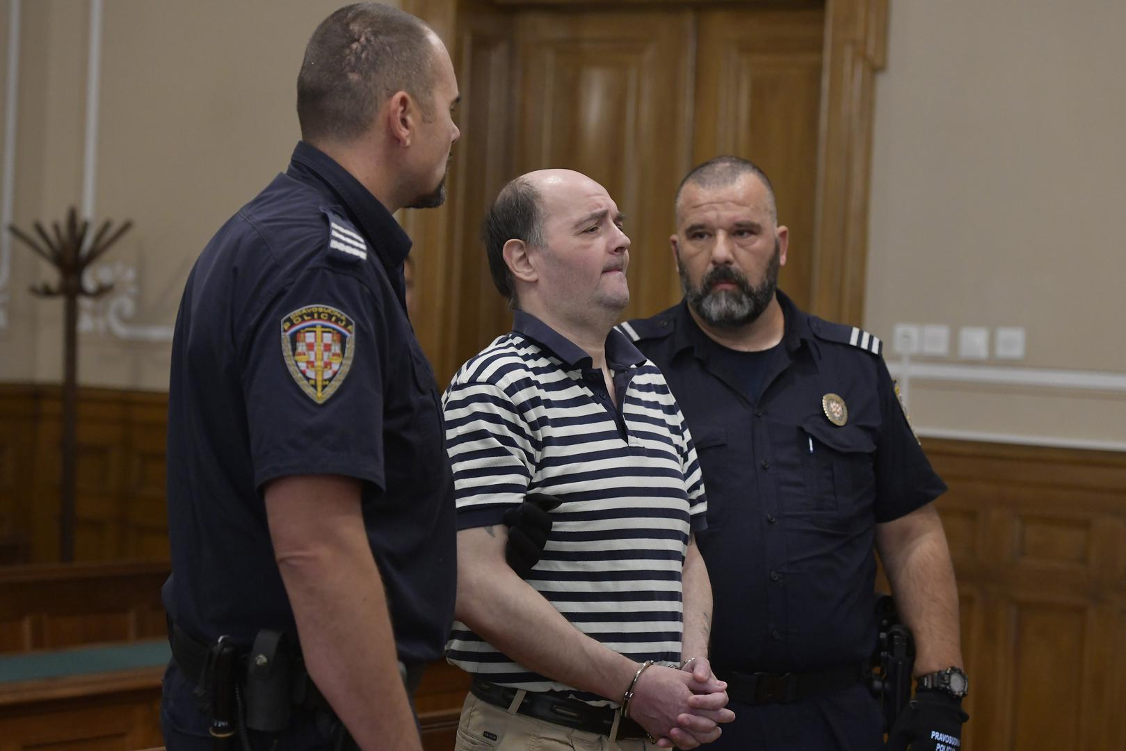 Kristijanu Aleksiću (50) danas je na Županijskom sudu u Šibeniku izrečena jedinstvena kazna dugotrajnog zatvora od 40 godina za teško ubojstvo 19-godišnjeg Luke Milovca.