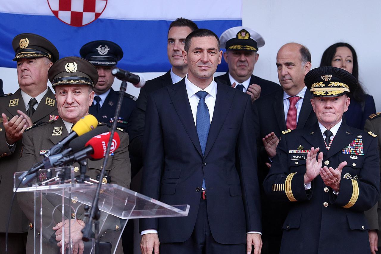 HV Kotromanović SAD