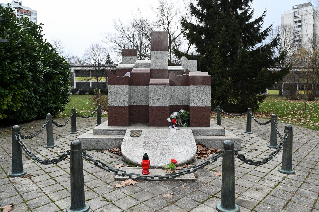 Zagreb: Trg Ivana Meštrovića u Zapruđu