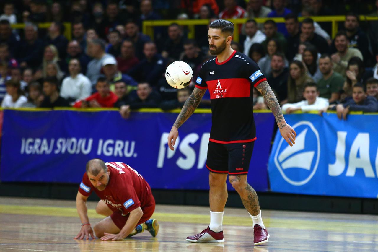 Split: Polufinalna utamica malonogometnog turnira "Četiri kafića", Vivas - Antique