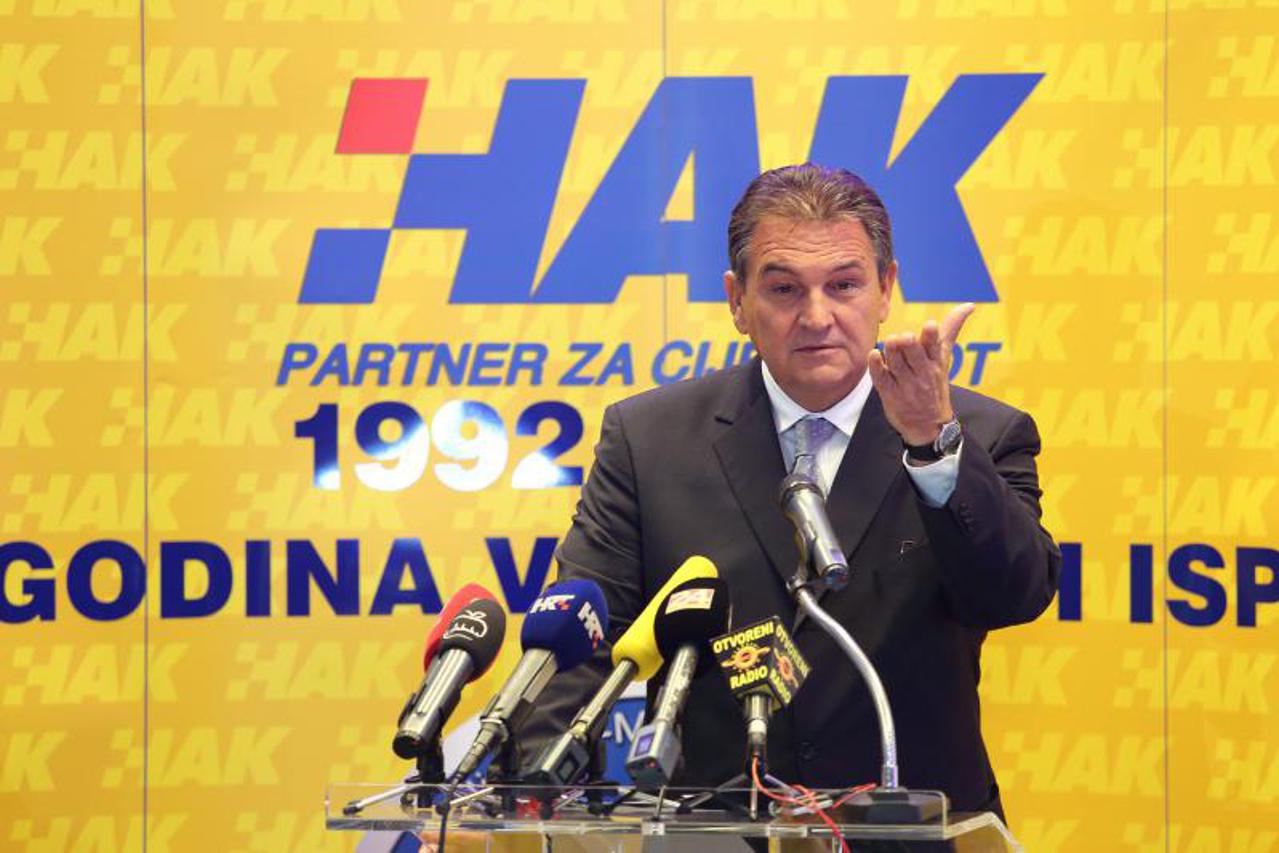 radimir čačić, HAK (1)