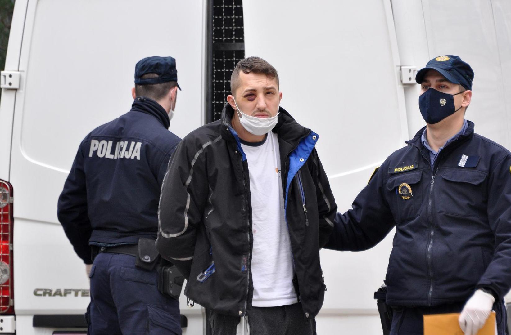 05.02.2021., Pula - U pulsko Zupanijsko drzavno odvjetnistvo, prepracen nasilnik koji je zatocio zensku osobu, te se sukobio s policajcima.Photo: Sasa Miljevic / PIXSELL