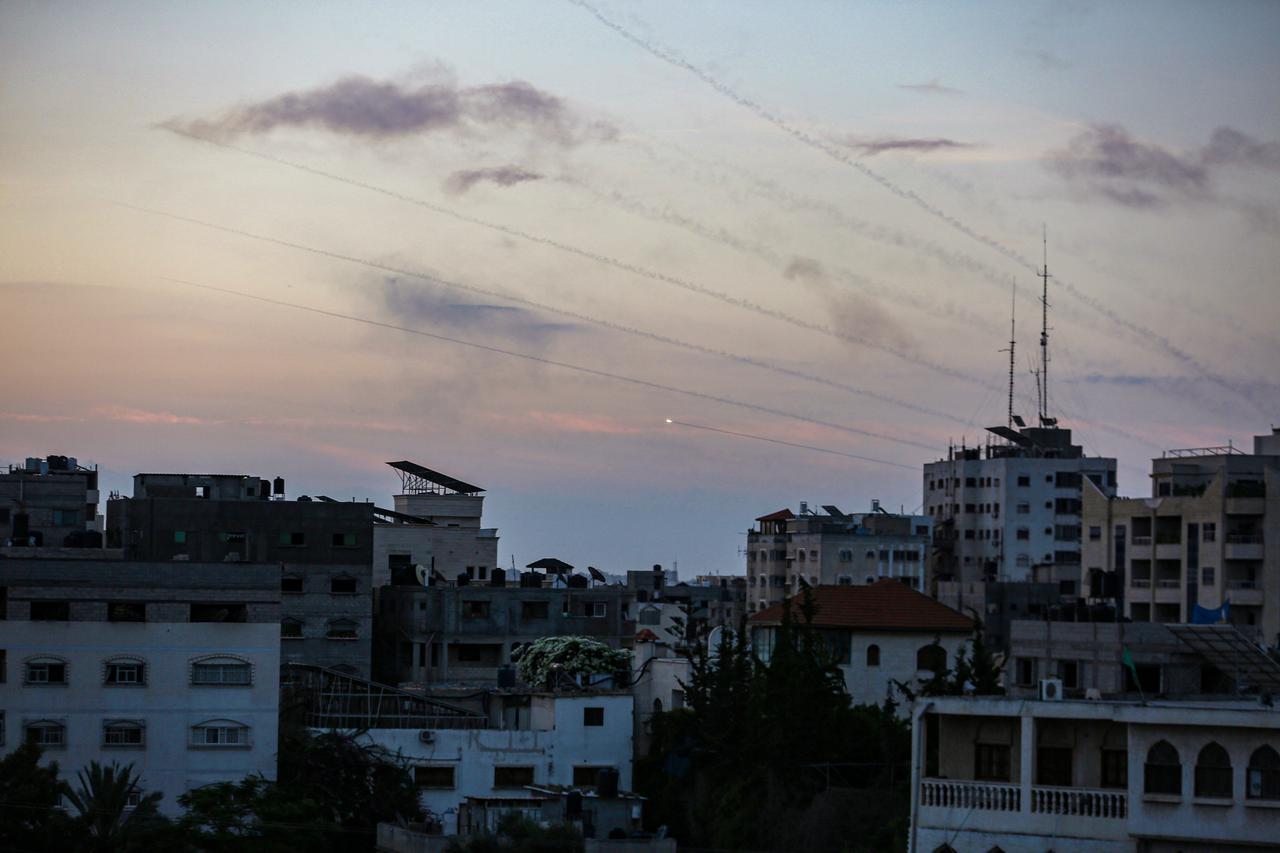 Masovni raketni napad na Izrael iz Pojasa Gaze