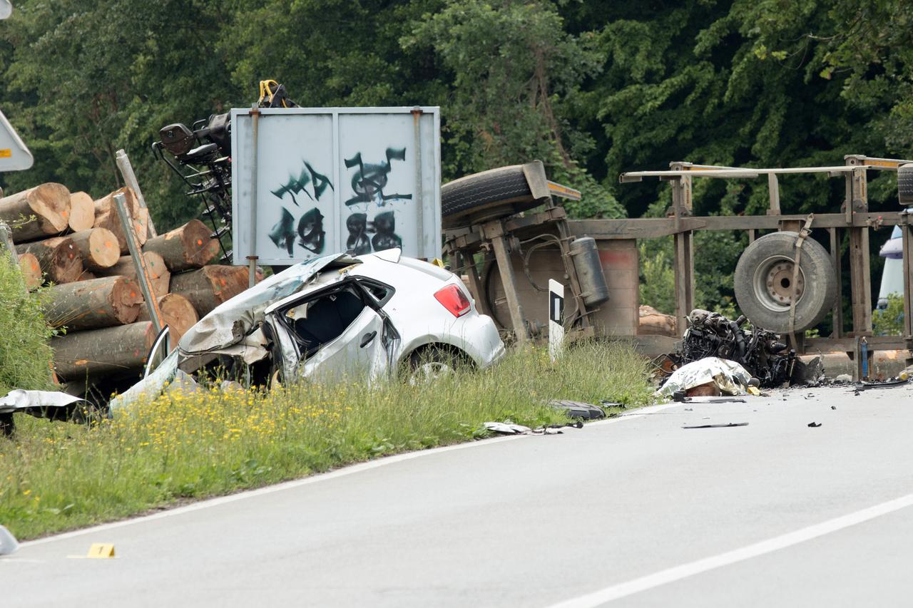 prometna nesreća kod Našica