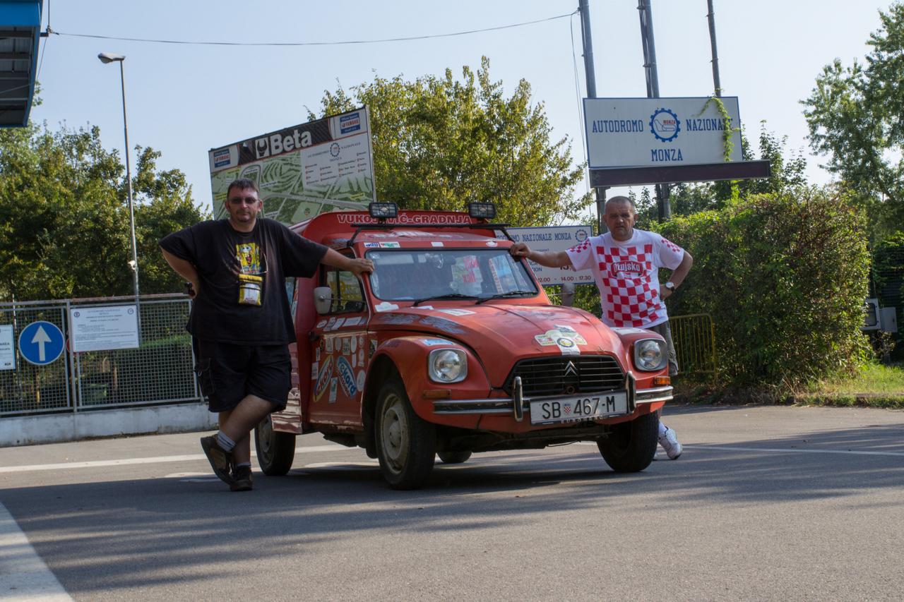 spaček,dyane,citroën dak