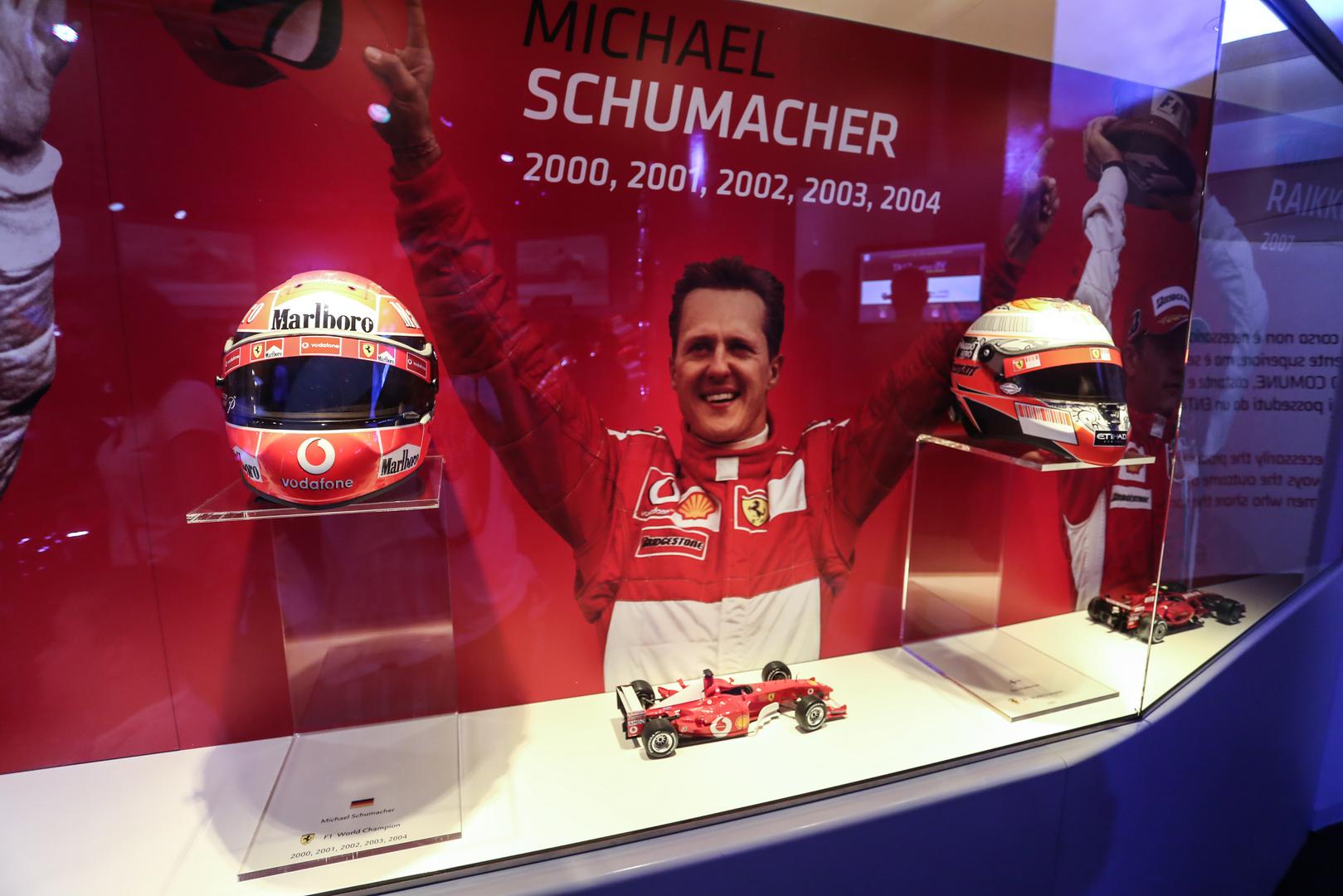  Njemački vozač Michael Schumacher dolazi 1996. u momčad Formule 1 te osvaja prvenstva 2000., 2001., 2002., 2003. i 2004.