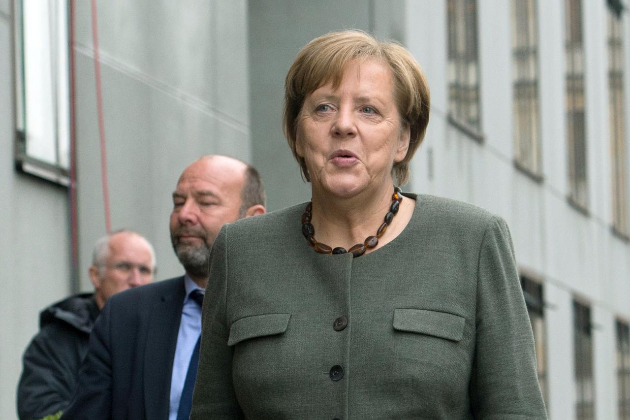 Angela Merkel četvrtu je godinu zaredom na vrhu liste najmoćnijih žena svijeta, što i ne iznenađuje jer je upravo osvojila i četvrti mandat njemačke kancelarke