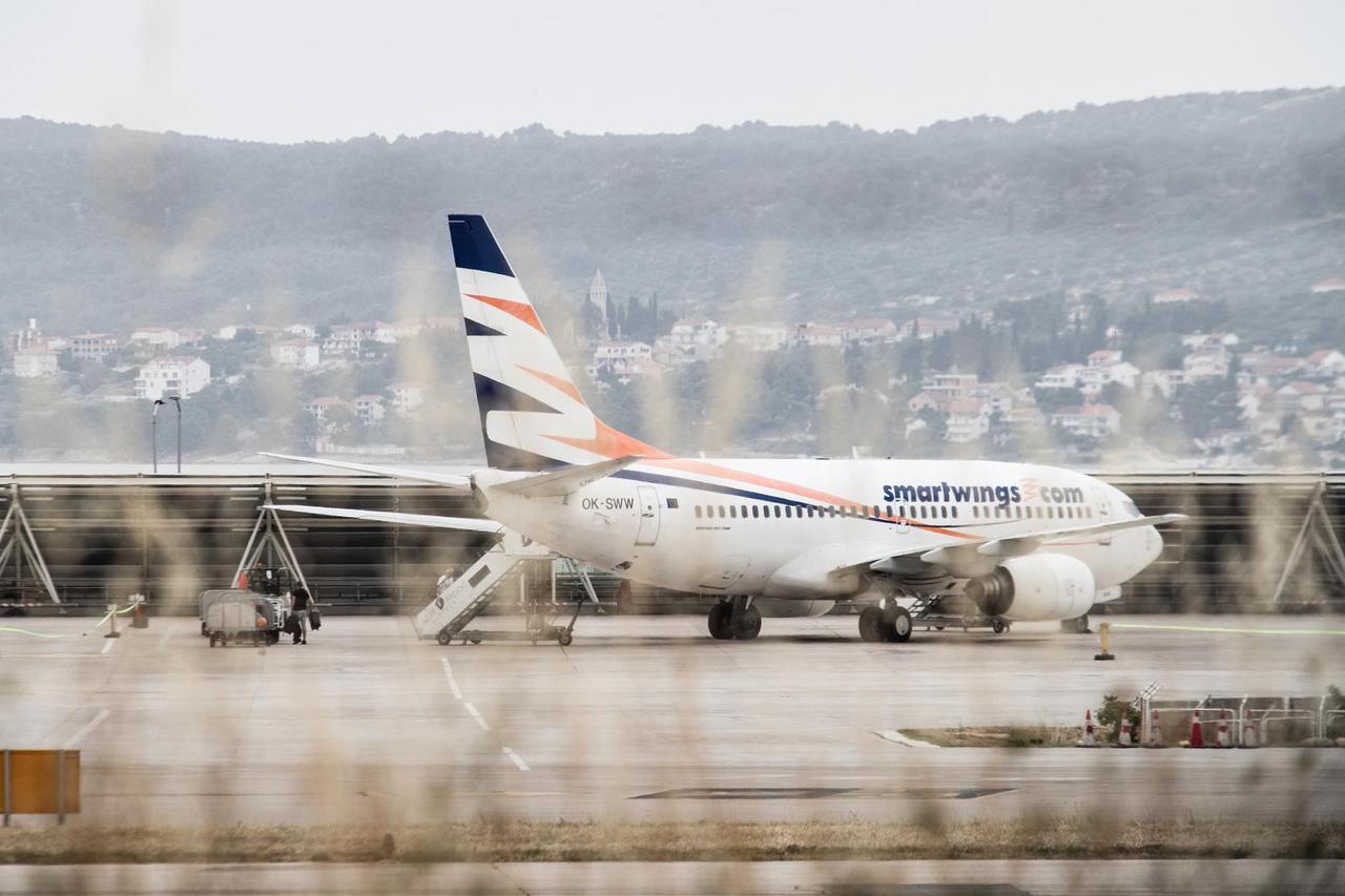 Zbog dojave o bombi u Splitu prizemljen avion koji je letio iz Praga