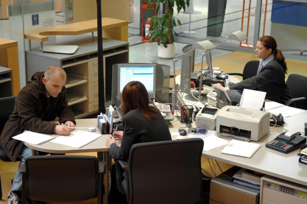 'za poslovni 29.03.07. zagrebacka banka snimio:davor visnjic'