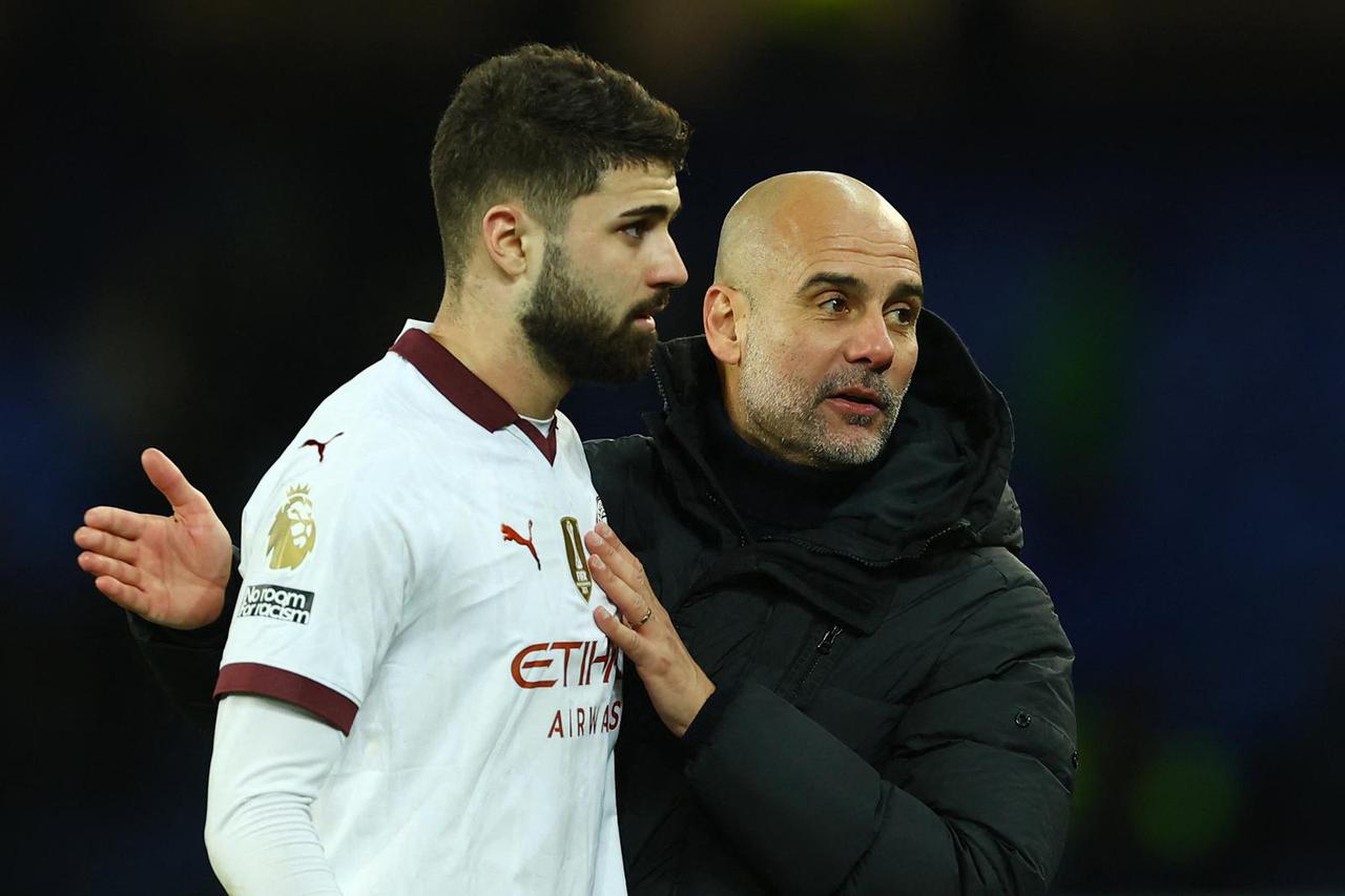 Premier League - Everton v Manchester City