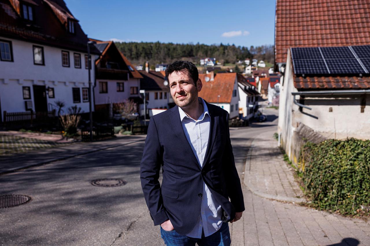 Syrian born Ryyan Alshebl becomes mayor in Ostelsheim