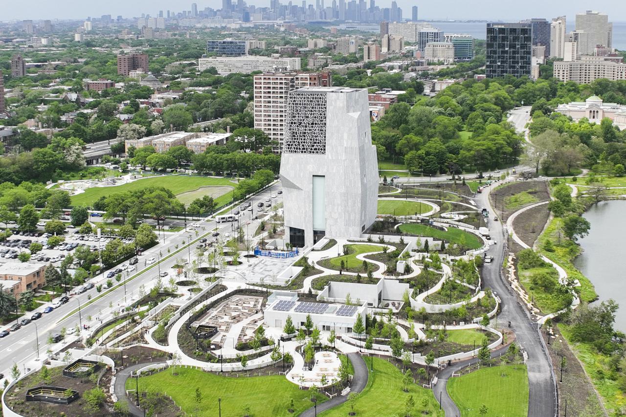 Obama Presidential Center prepares for grand opening