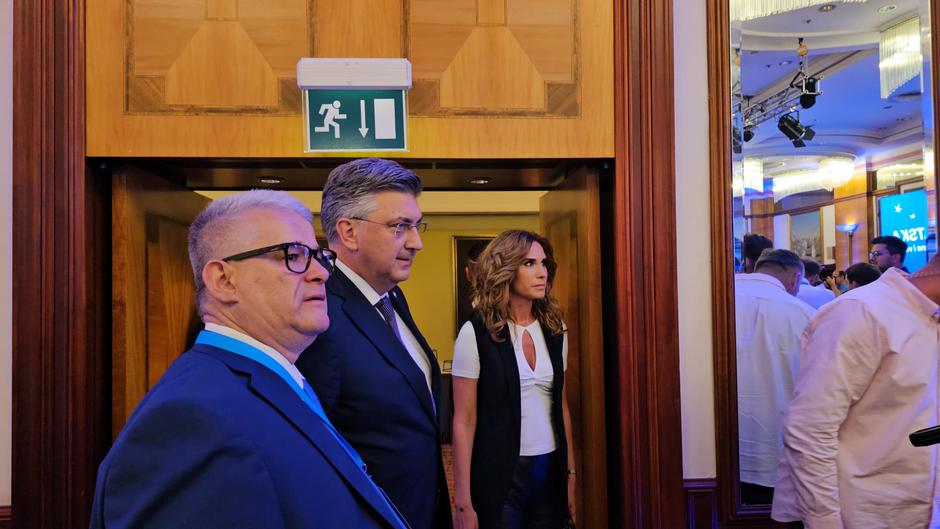 Andrej Plenković u stožeru