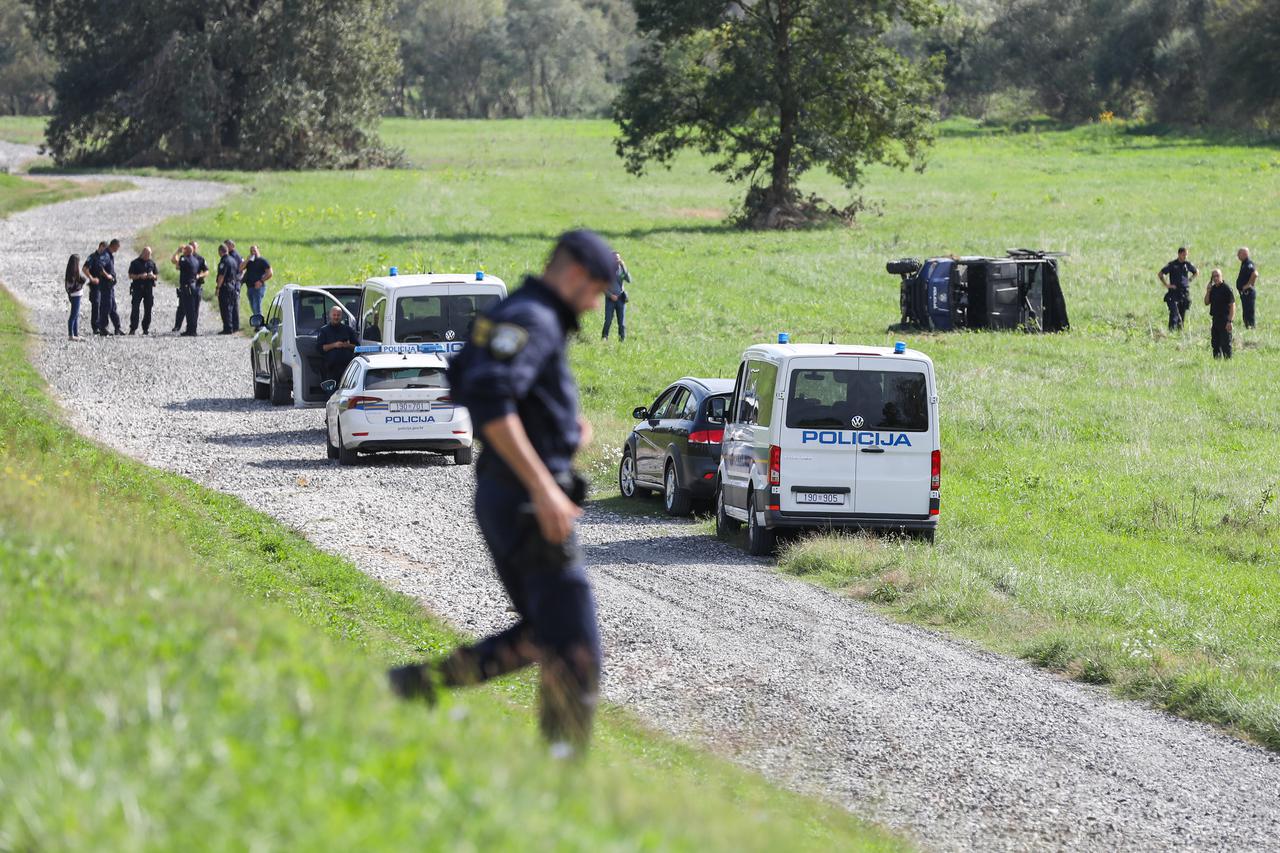 Zagreb: Prevrnuo se policijski terenac, ozlijeđena četiri policajca