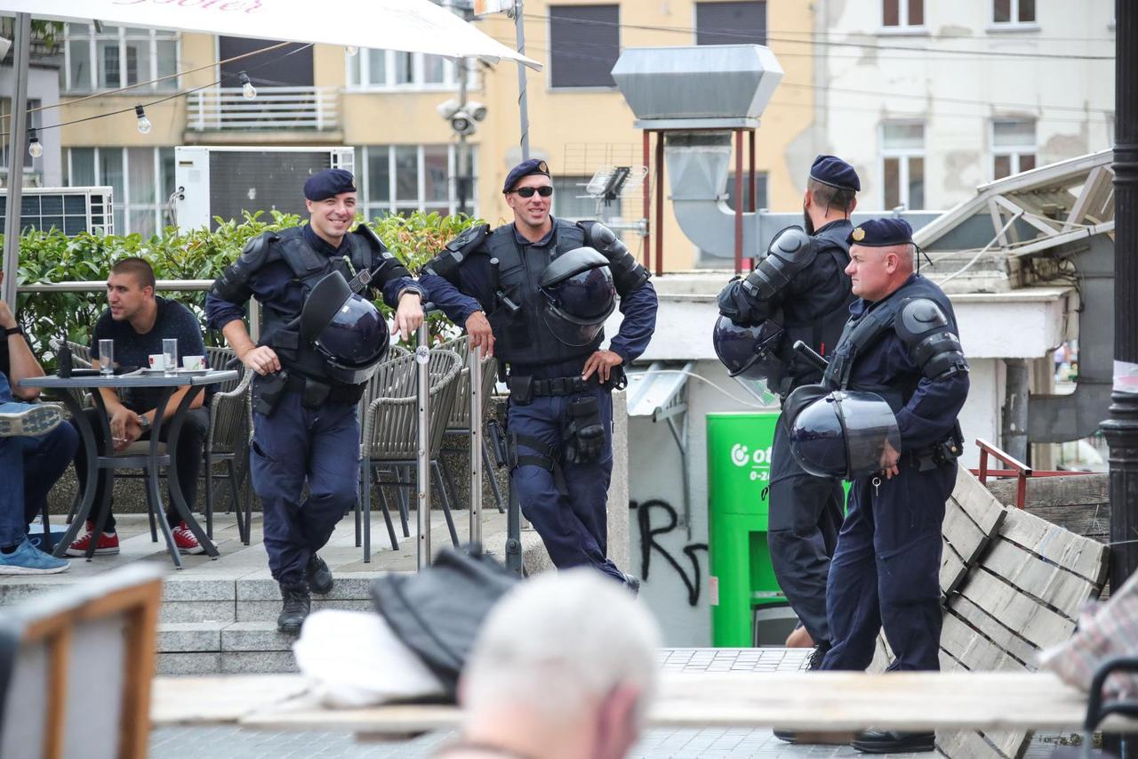 Zagreb: Navijači West Hama počeli se okupljat u centru grada