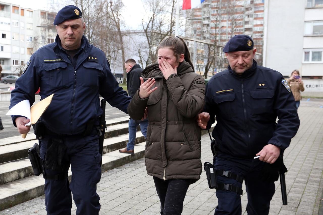 Karlovac: 19-godišnja vozačica koja je pregazila policajca dovedena na ispitivanje