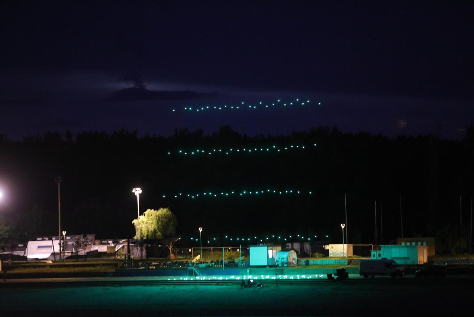Također će biti održano i finale prve hrvatske školske drone lige, koju je pokrenula osječka tvrtka Orqa. Riječ je o inovativnom projektu koji osnovnoškolce uvodi u svijet dronova, robotike i STEM područja.