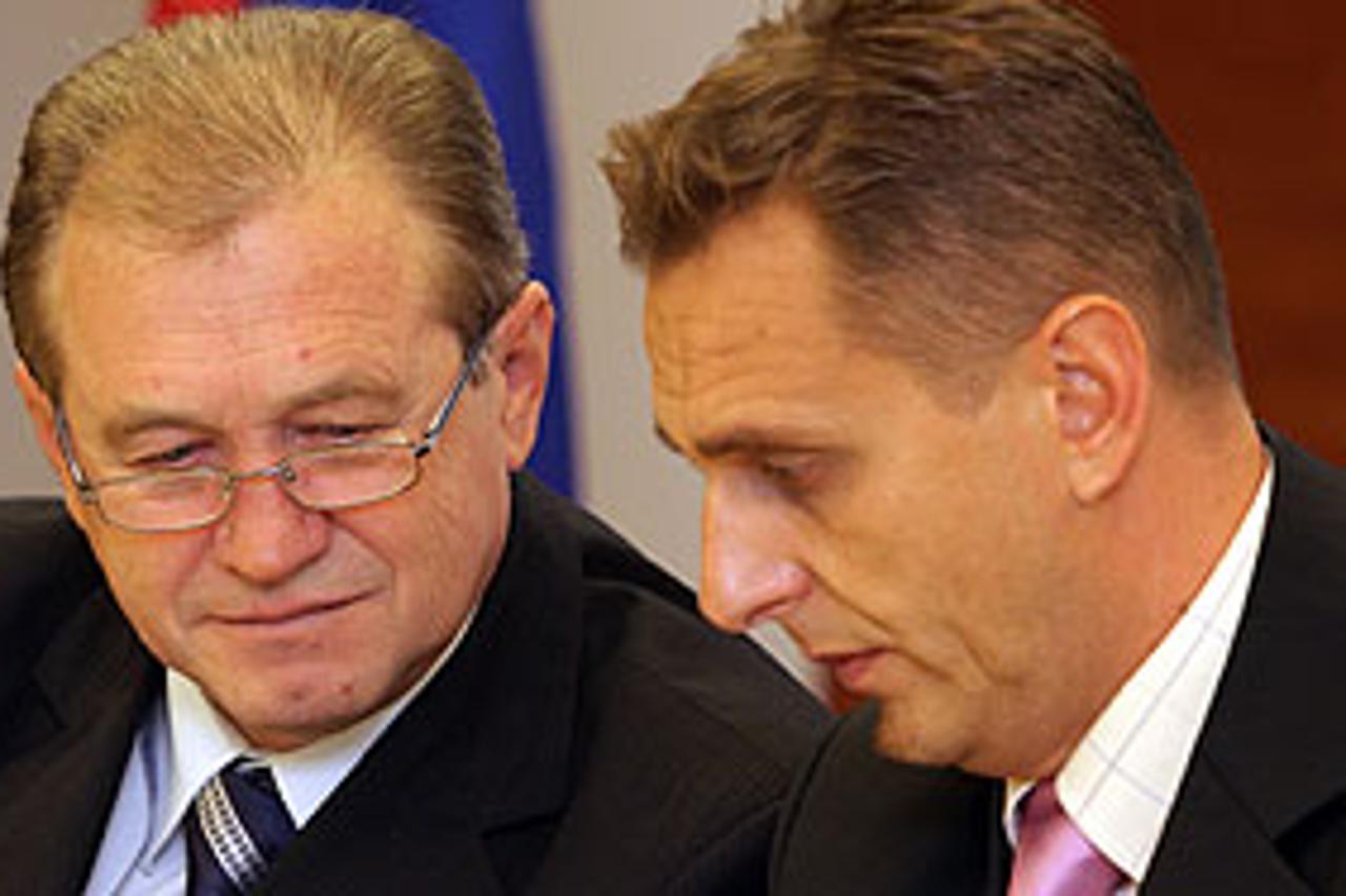 Tihomir Kralj (desno) s nedavno smijenjenim ravnateljem policije Marijanom Benkom