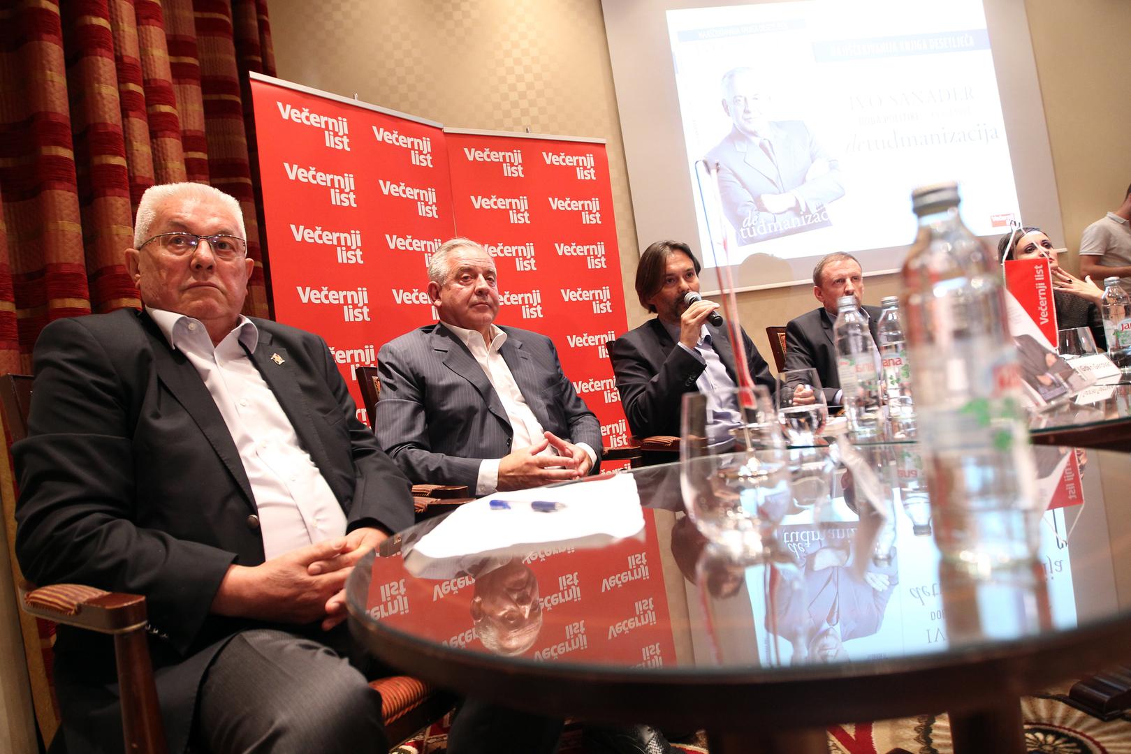 Luka Bebić, Ivo Sanader, glavni urednik Večernjeg lista Dražen Klarić, urednik knjige Goran Gerovac i novinarka Večernjeg lista Iva Puljić-Šego