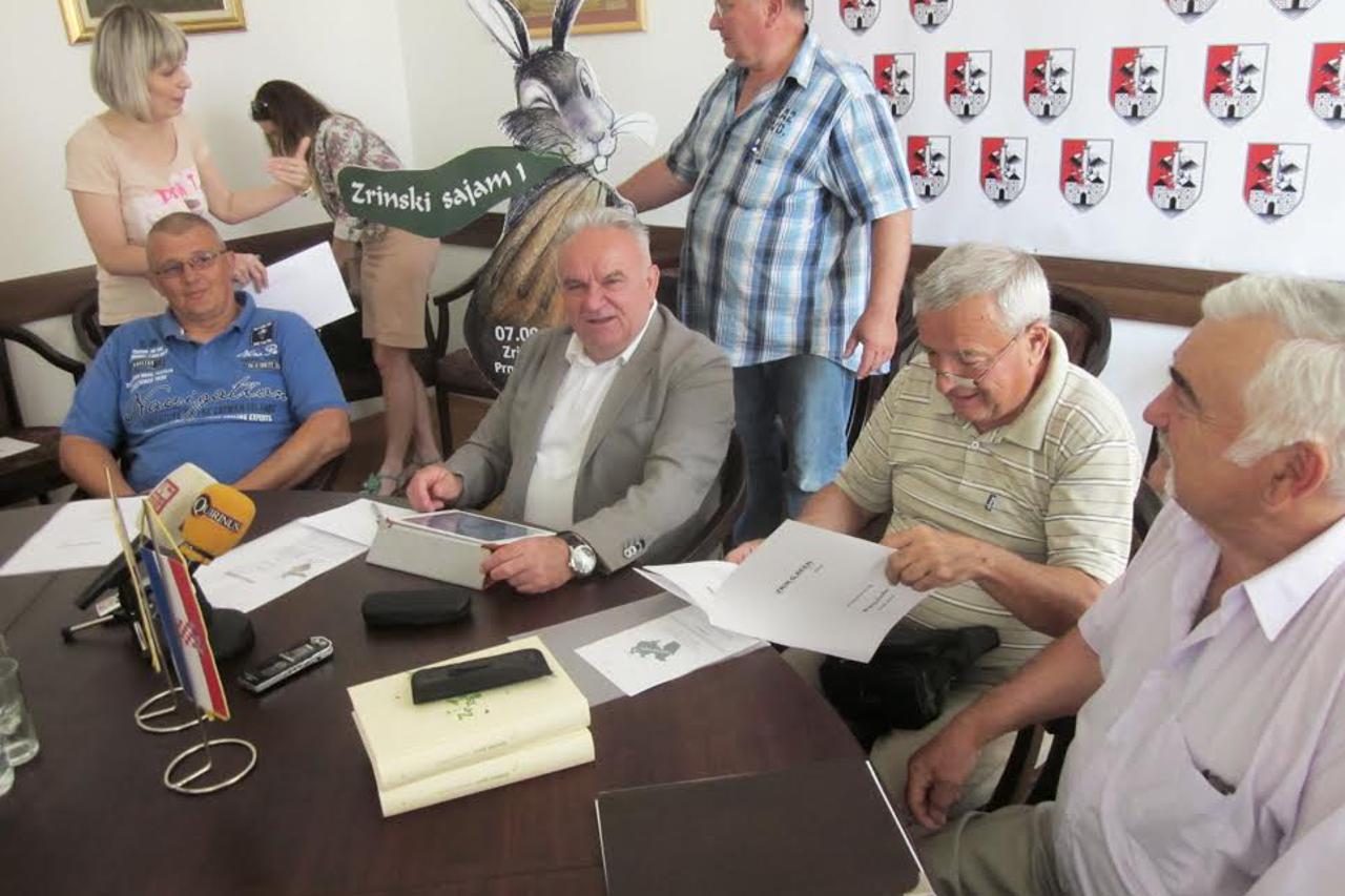 Petrinja,Darinko Dumbović,green