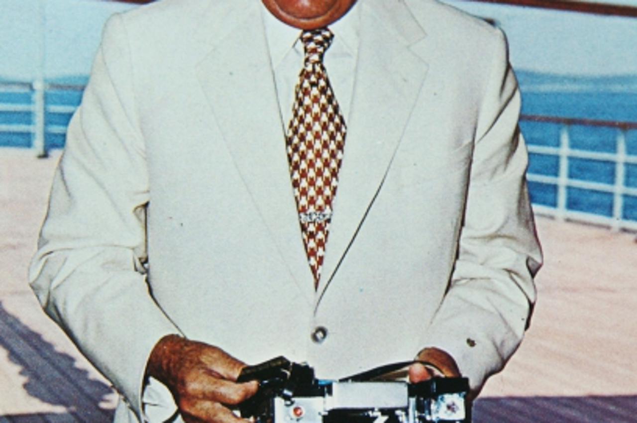 'za unutrasnju........16.08.2004............ josip broz tito.....'