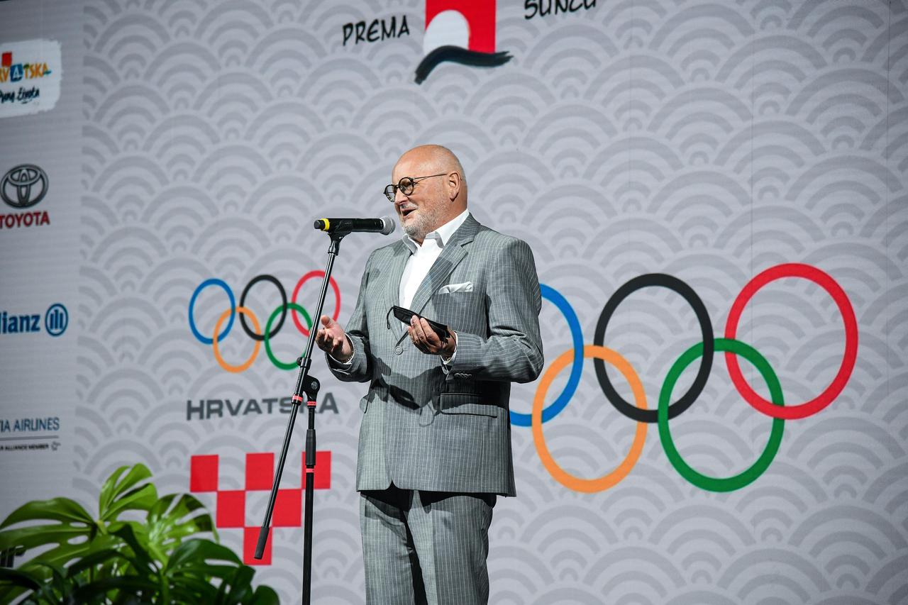 storyeditor/2022-02-28/PutinMatesa1_pxl_spo_280222.jpg