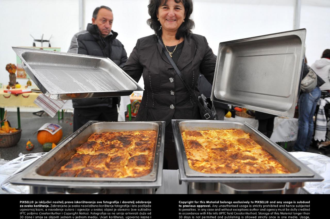 Strukli
