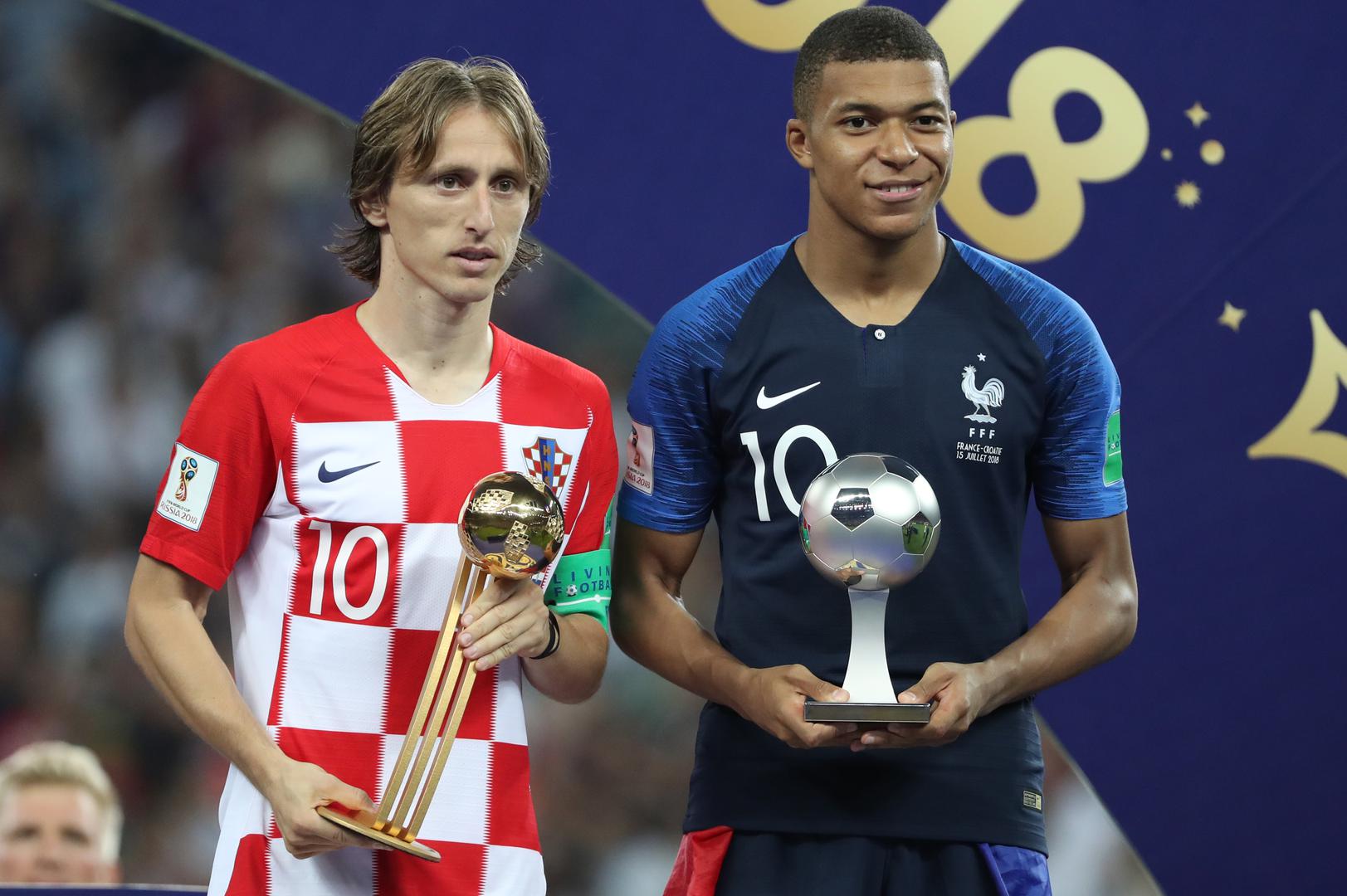 15.07.2018., stadion Luznjiki, Moskva, Rusija - Svjetsko nogometno prvenstvo 2018., finale, Francuska - Hrvatska. Luka Modric osvojio je nagradu za najboljeg igraca Svjetskog prvenstva, a Kylian Mbappe, za najboljeg mladog igraca prvenstva. Photo: Igor Kralj/PIXSELL"n 