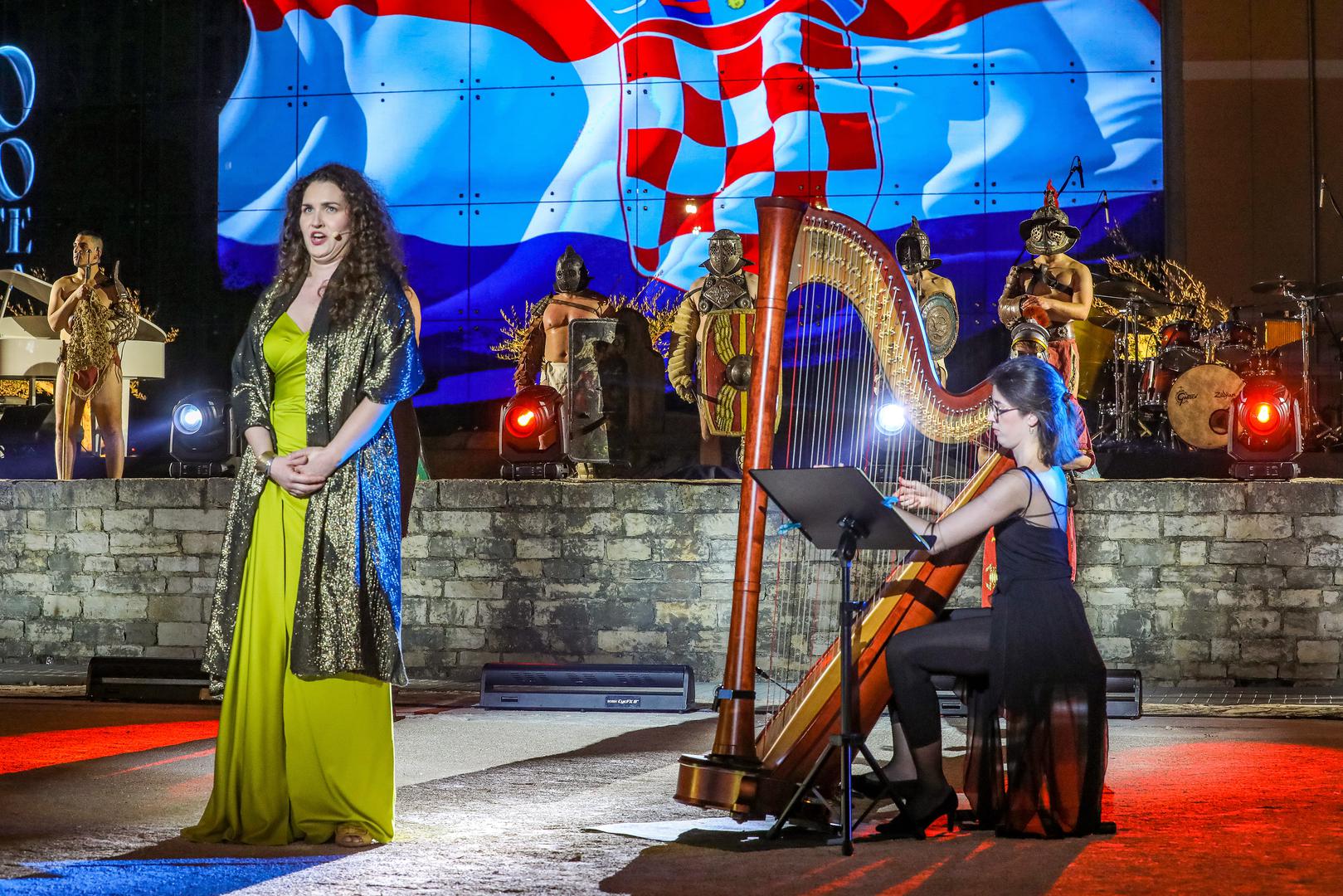 05.05.2023..,Pula -Svečano otvoreno Malo rimsko kazaliste, jedan je to od najvecih projekata u kulturi u posljednjih dvadesetak godina vrijednog vise od tri milijuna eura. Svecanost otvorenja pratio je glazbeno-scenski program u reziji Kresimira Dolencica i Aleksandra Svabica. Riječ je o projektu koji je sufinanciralo Ministarstvo kulture i medija s 1,6 milijuna eura, 1,1 milijuna eura osigurano je kroz fondove Europske unije (SAFU odnosno MRRFEU), dok je ostatak sredstava osigurao Arheoloski muzej Istre. Photo: Srecko Niketic/PIXSELL