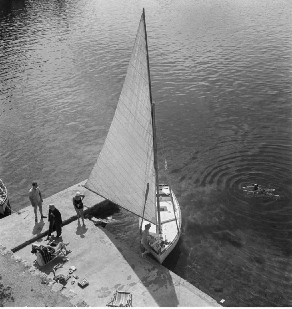 Najpoznatiji je široj javnosti po ciklusu Ljudi s ulice (1932. – 1935.), u kojem prikazuje socijalno osjetljive prizore zagrebačke svakodnevice u vrijeme Velike gospodarske krize 30-ih godina. Osvaja nagrade na brojnim izložbama, a osobito priznanje u svijetu stekao je suradnjama sa stranim časopisima te sudjelovanjem i nagradama na međunarodnim izložbama