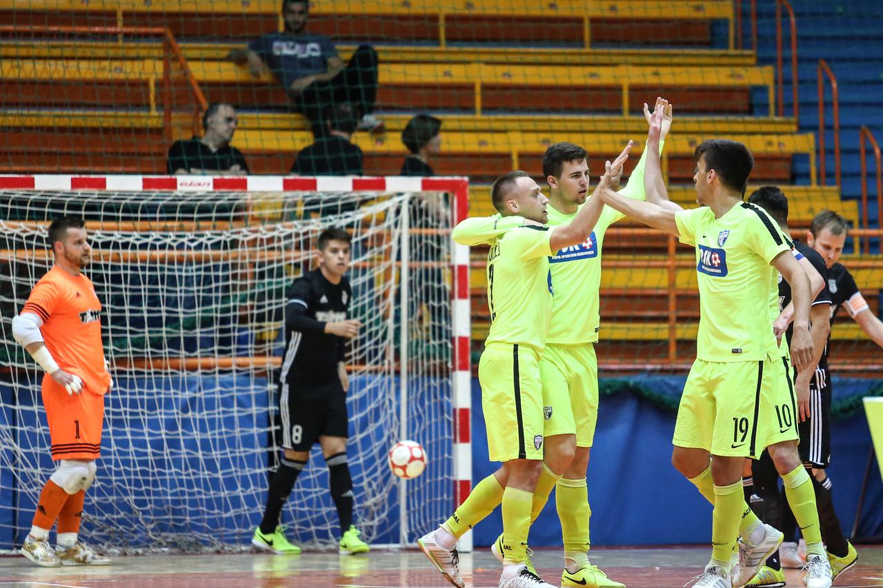 Nacional - Split Tommy