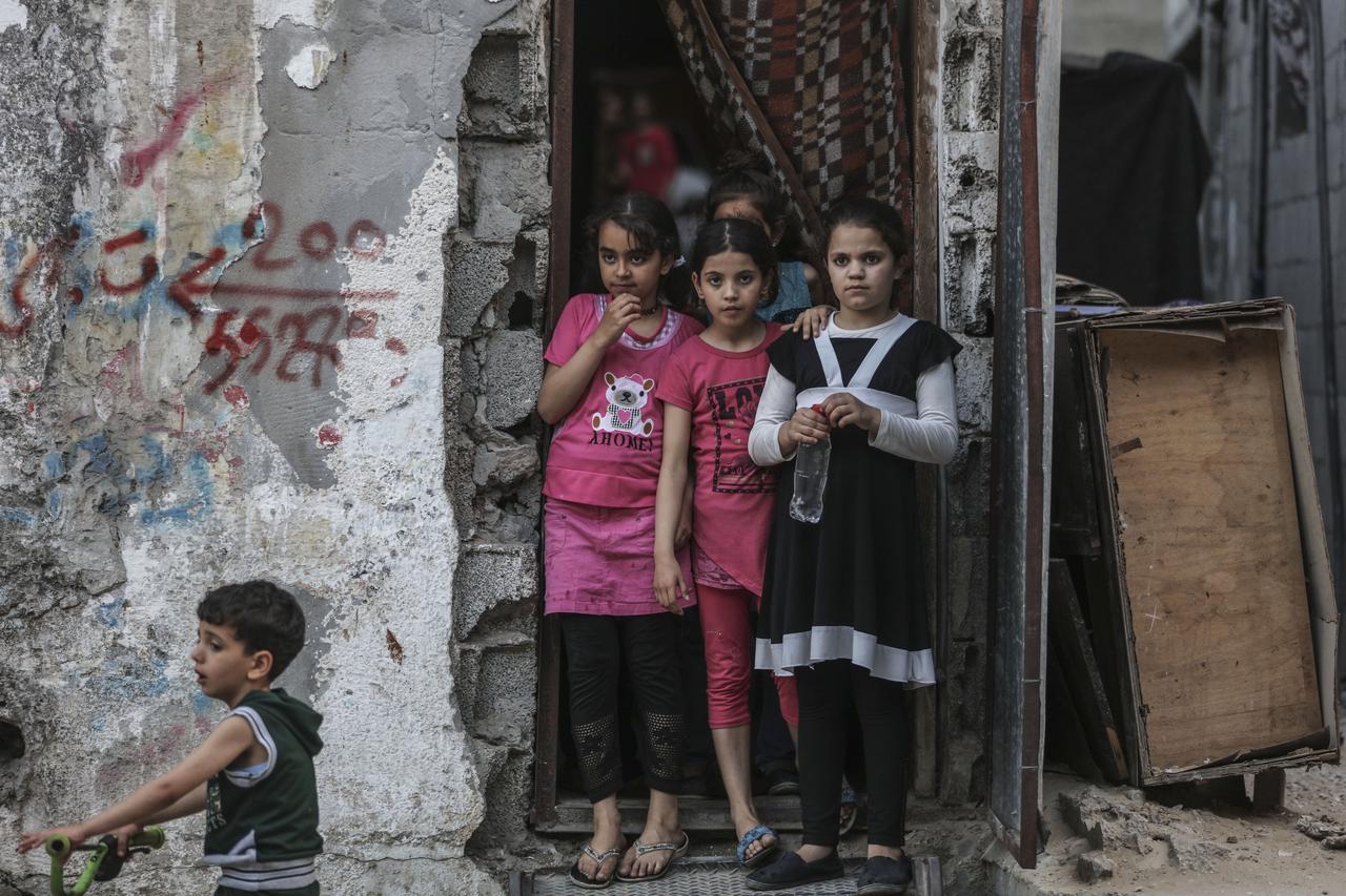 Djevojčice izbjeglice