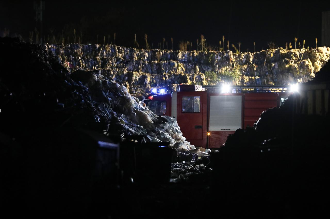 Oroslavje: Požar u Eko Floru