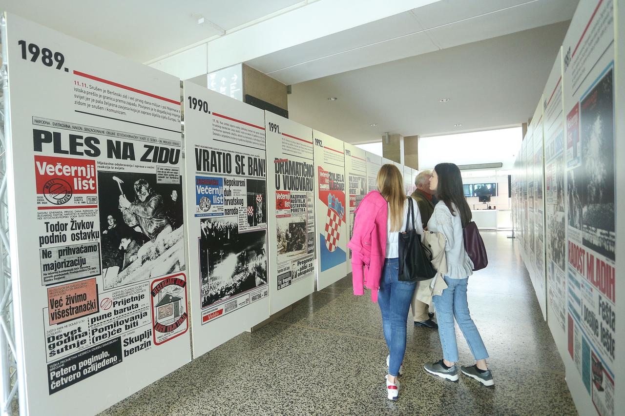 Zagreb: Otvorena izložba "Večernji list: Zajedno smo 60 godina"