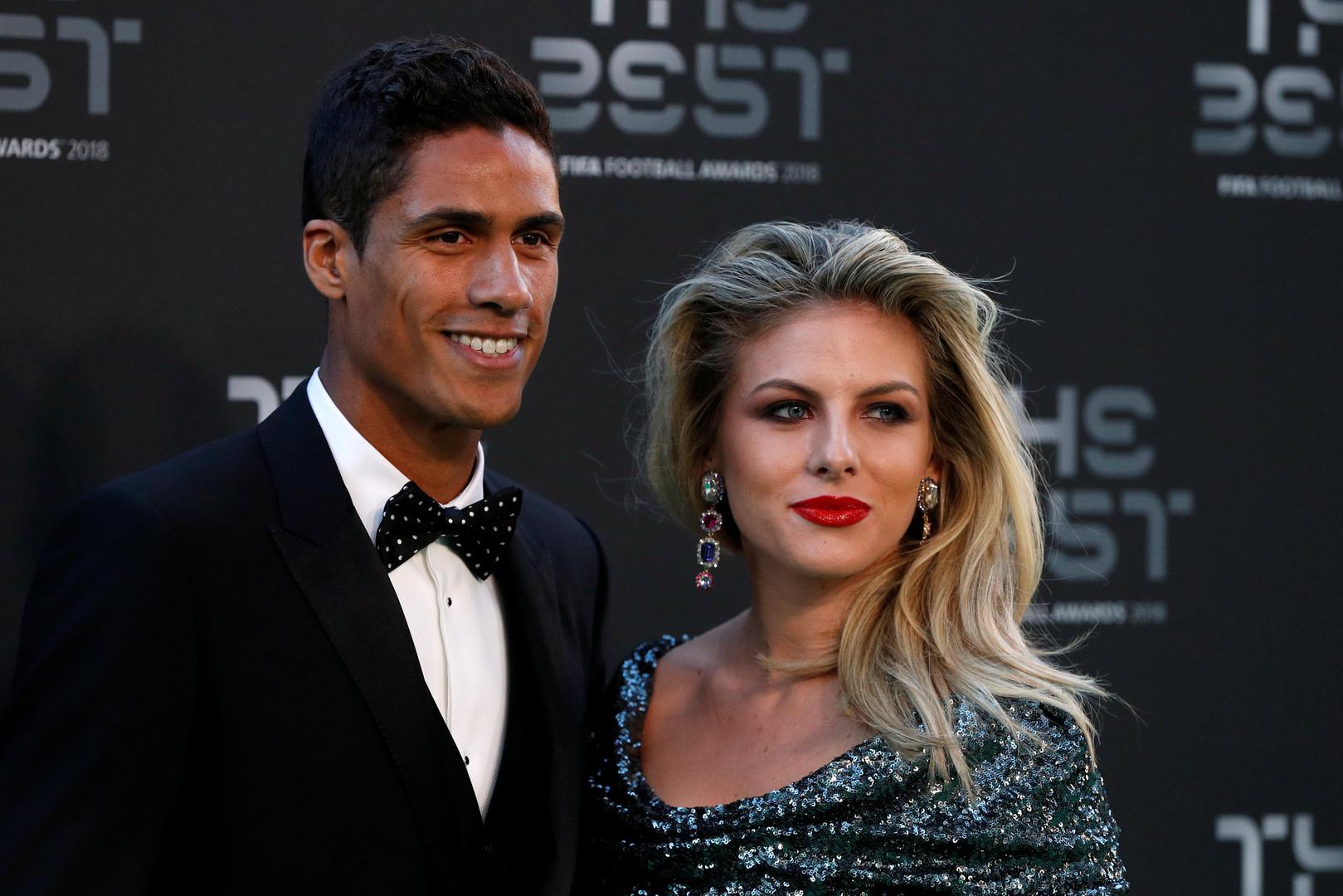 Raphaël Varane, igrač madridskog Reala, u braku je s lijepom pravnicom Camille Tytgat koja se voli držati podalje od medija. Par je stupio u vezu još dok su bili tinejdžeri, a u braku su od 2015. godine i imaju sina Rubena.